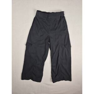 Lululemon Women's Size 4 Black Cargo Wide Leg Crop Pants Athleisure Travel